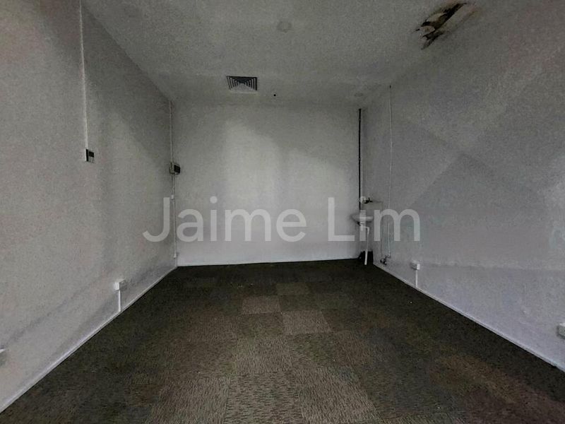Mall Shop for Sale in  Midpoint Orchard - Image 7